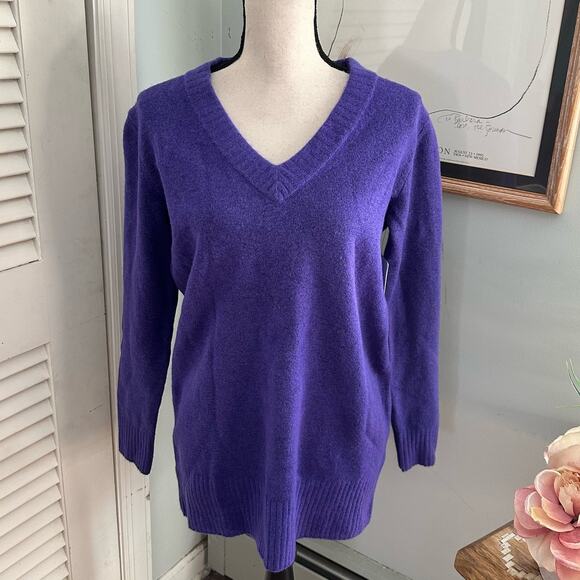 ATHLETA Womens Sweater Small Purple Merino Wool Blend V-Neck Westwood Casual - Picture 2 of 14